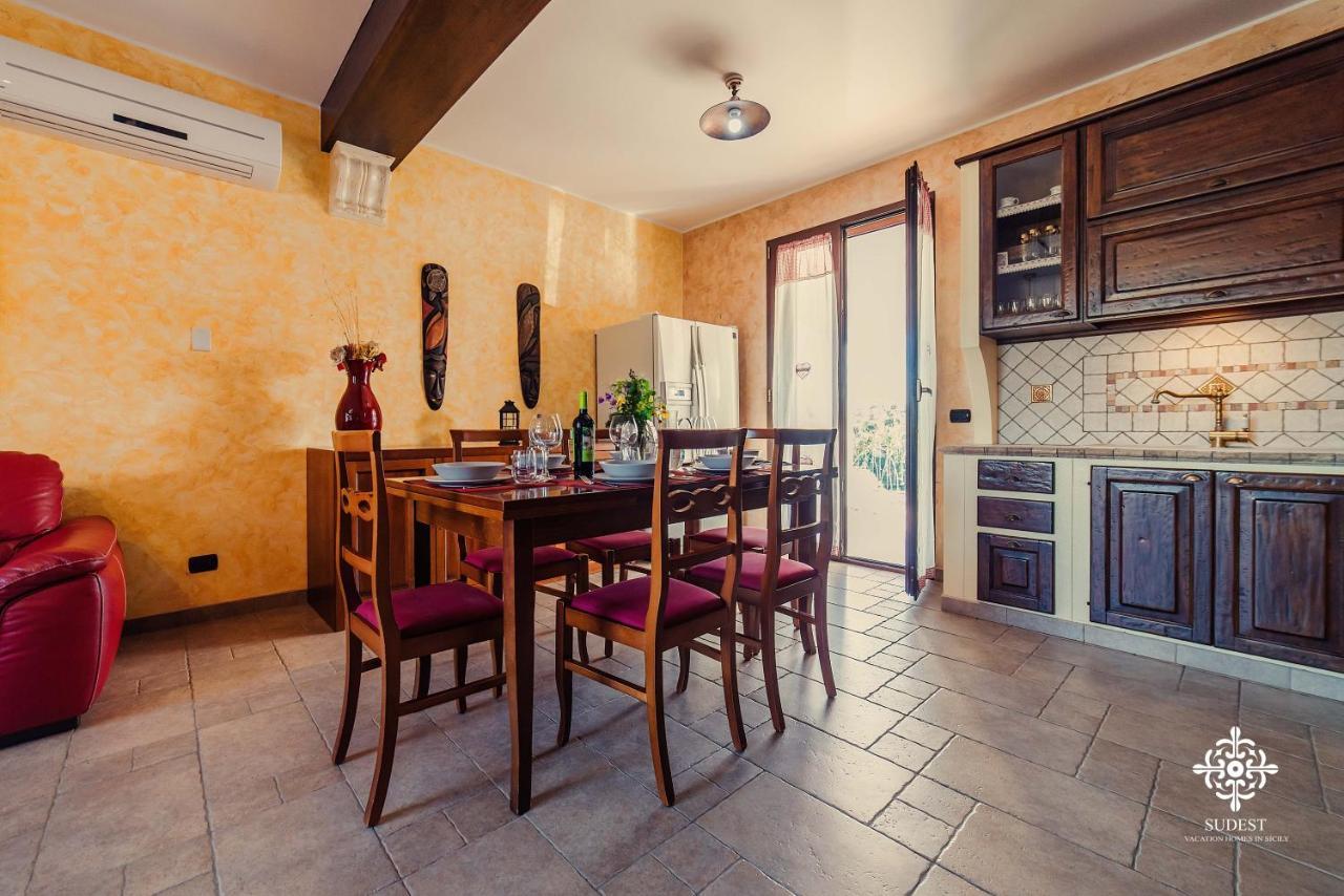 Villa Clara Country Retreat Solarino 외부 사진